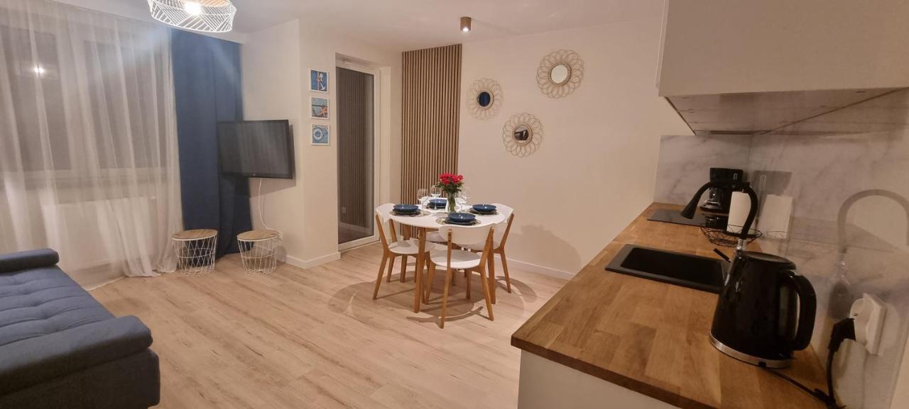 Apartament Osiem Gwiazdek Дзивновек Екстериор снимка