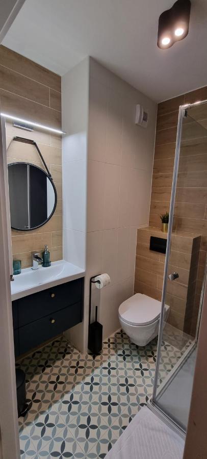 Apartament Osiem Gwiazdek Дзивновек Екстериор снимка