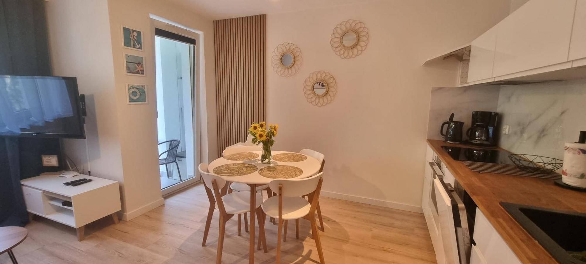 Apartament Osiem Gwiazdek Дзивновек Екстериор снимка